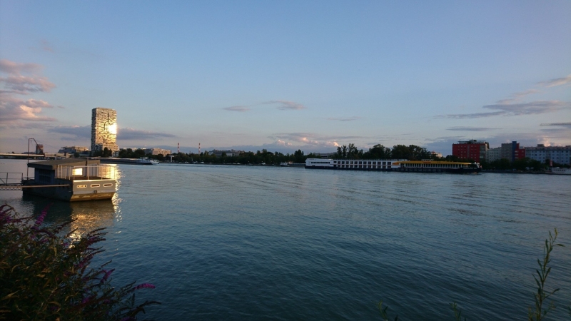 Donau, Donauinsel